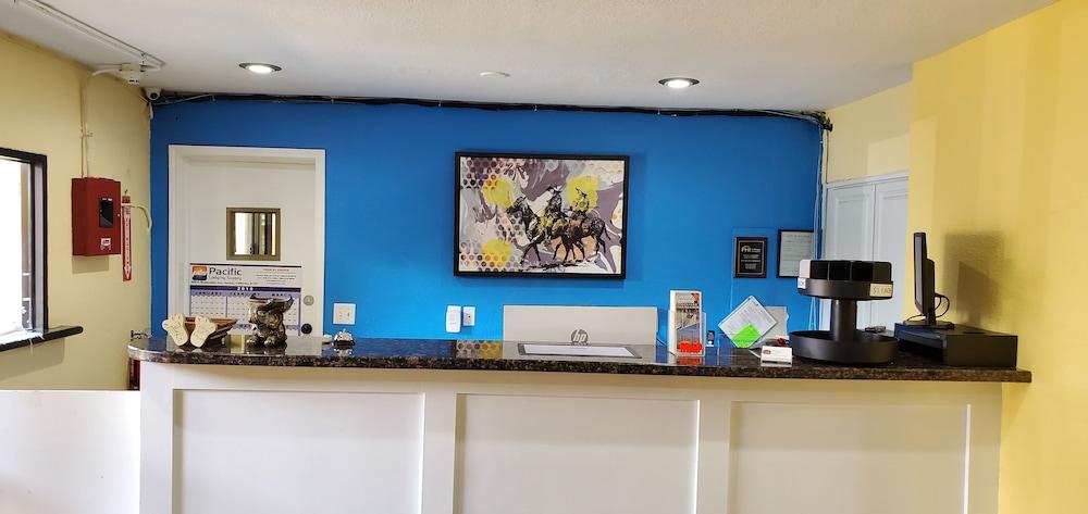 Rodeway Inn&suites Centro Médico 3*