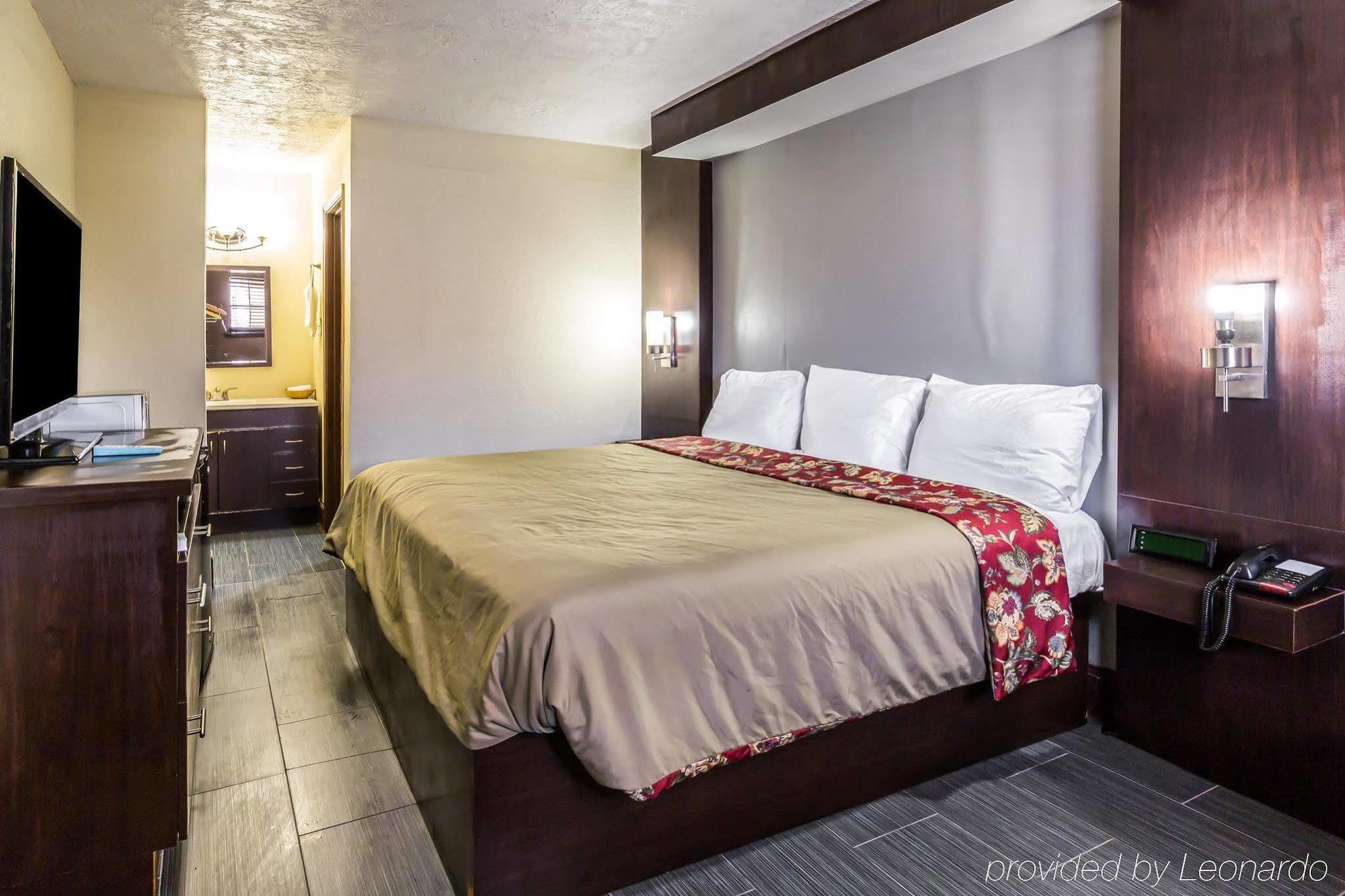 Rodeway Inn&suites Centro Médico Houston