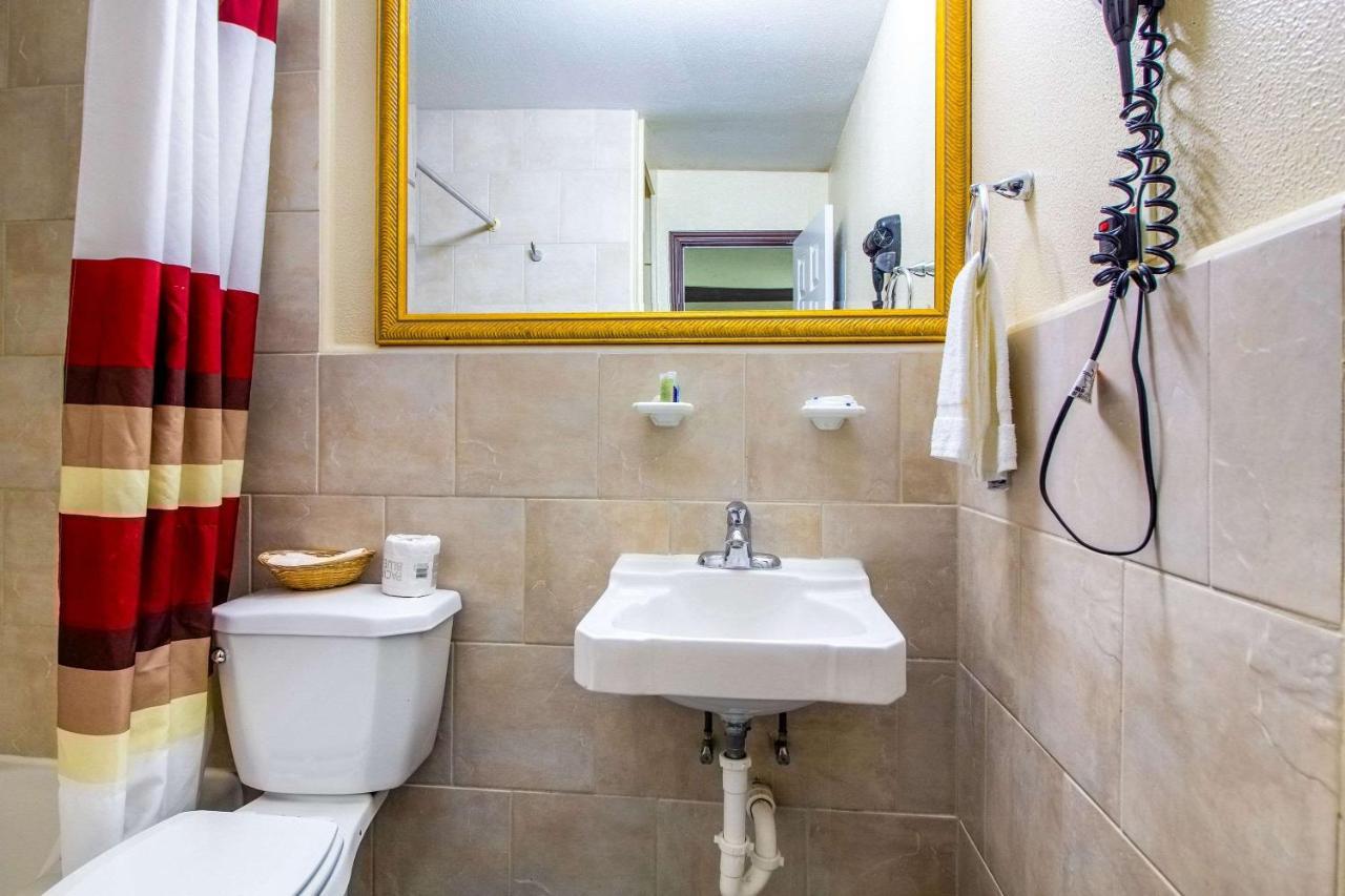 Rodeway Inn&suites Centro Médico Hotel 3*